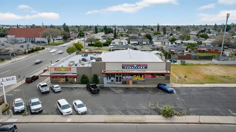 4122 E Clinton Avenue, Fresno, CA, For Lease, Image-10