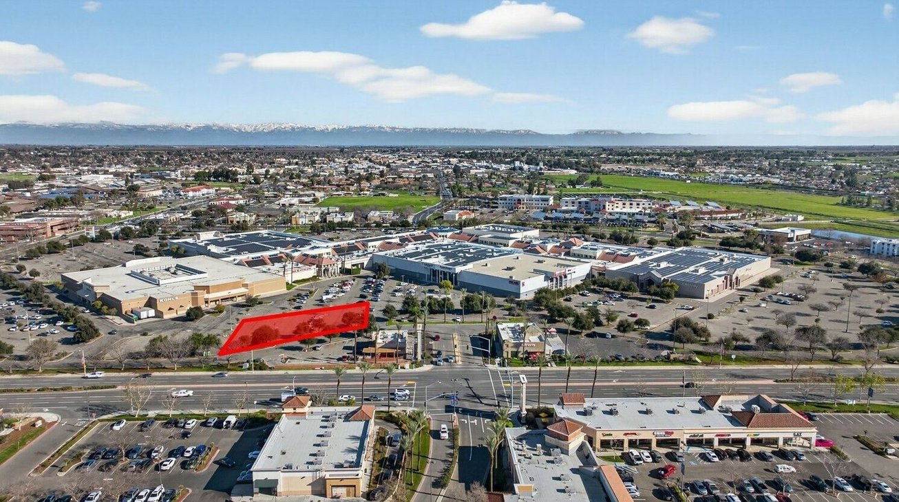 1675 W Lacey Blvd, Hanford, CA, For Sale, Image-2