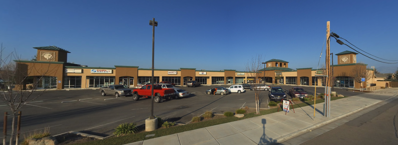 600 N Prospect Ave Retail