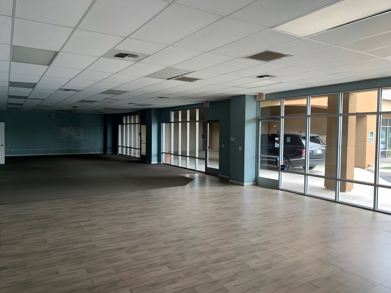 600 N Prospect Ave, Porterville, CA, For Lease, Image-4