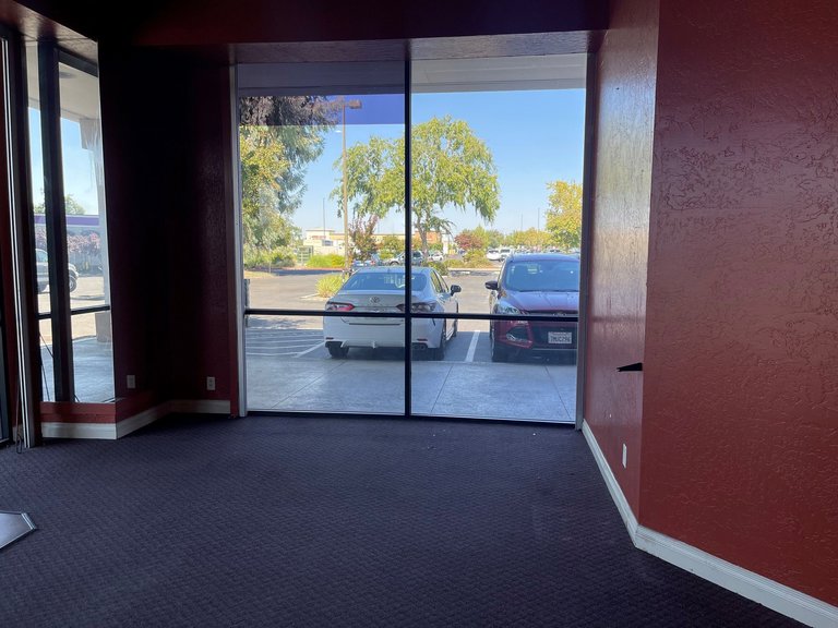 5628-5660 N. Blackstone Ave, Fresno, CA, For Lease, Image-10