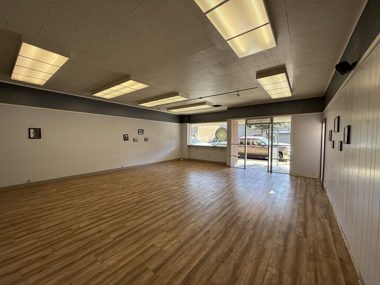1623 11th Street, Reedley, CA, For Lease, Image-11