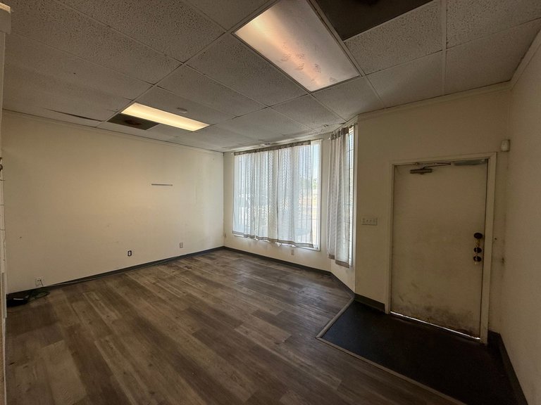 3298-3302 E McKinley Ave, Fresno, CA, For Lease, Image-6