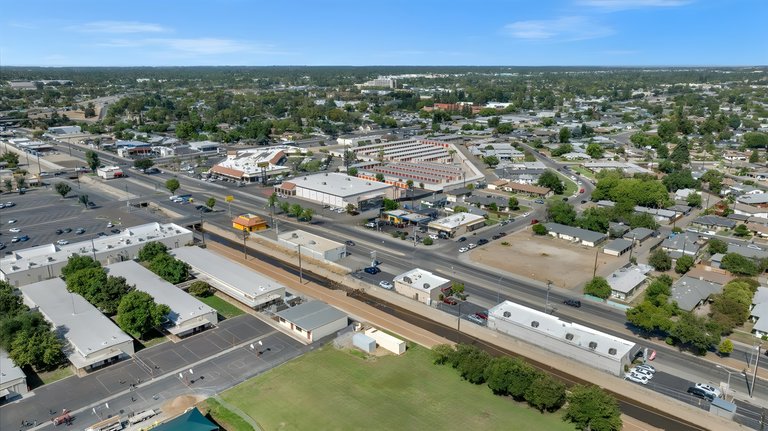 3298-3302 E McKinley Ave, Fresno, CA, For Lease, Image-9