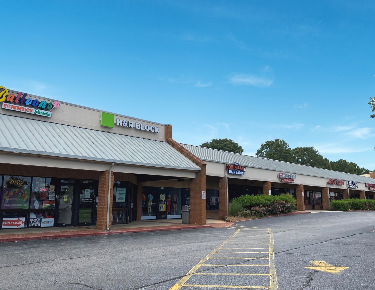7587 Highway 85 Retail