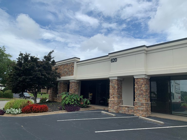 620 Holcomb Bridge Road, Roswell, GA, For Lease, Image-2