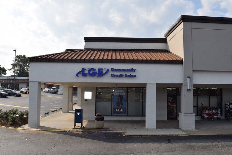 593 Holcomb Bridge Road, Roswell, GA, For Lease, Image-3