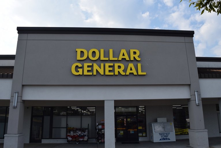 593 Holcomb Bridge Road, Roswell, GA, For Lease, Image-2