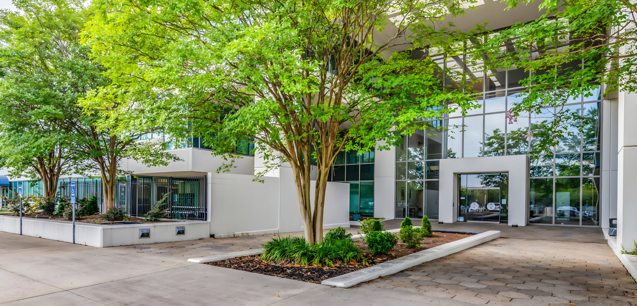 1 RETAIL DR Office