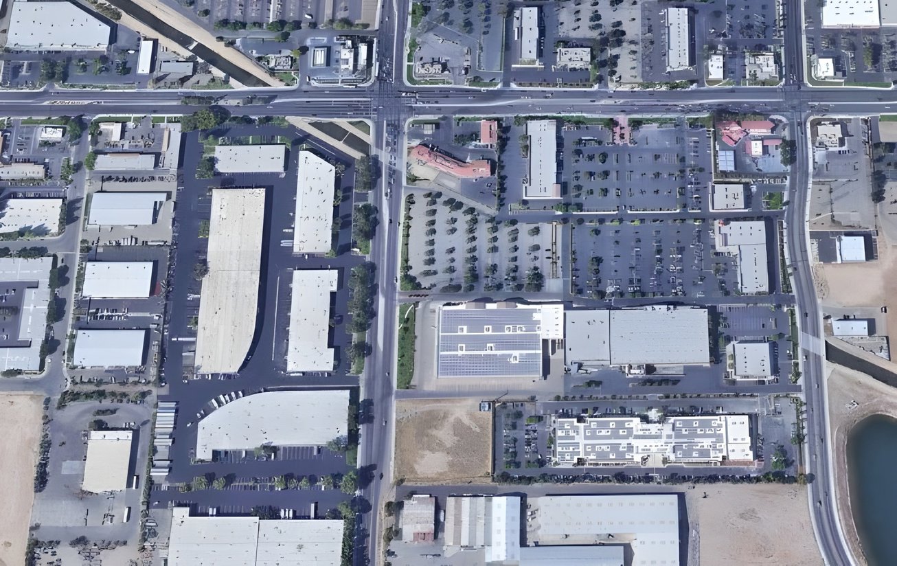Shaw Avenue Land/Development