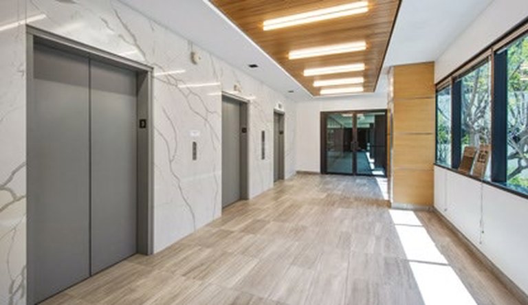 15400 Sherman Way Office photo 4