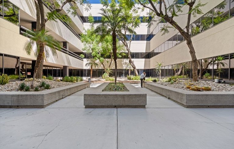15400 Sherman Way Office photo 3