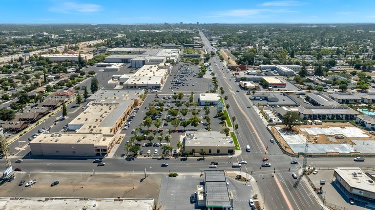 3720-3790 N. Blackstone Ave, Fresno, CA, For Lease, Image-13