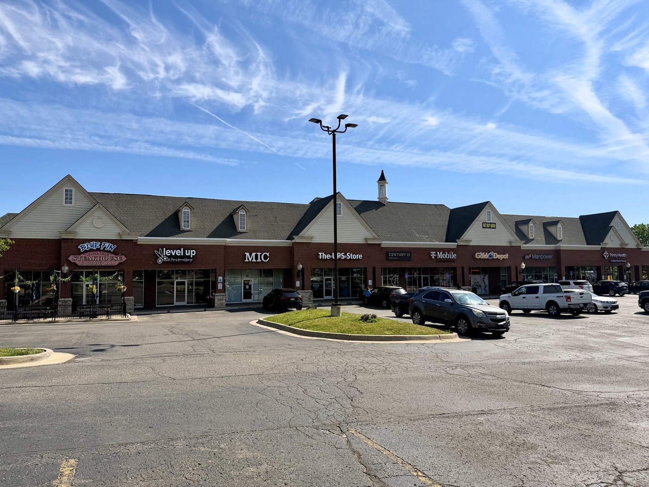 4349 East Grand River Avenue Retail