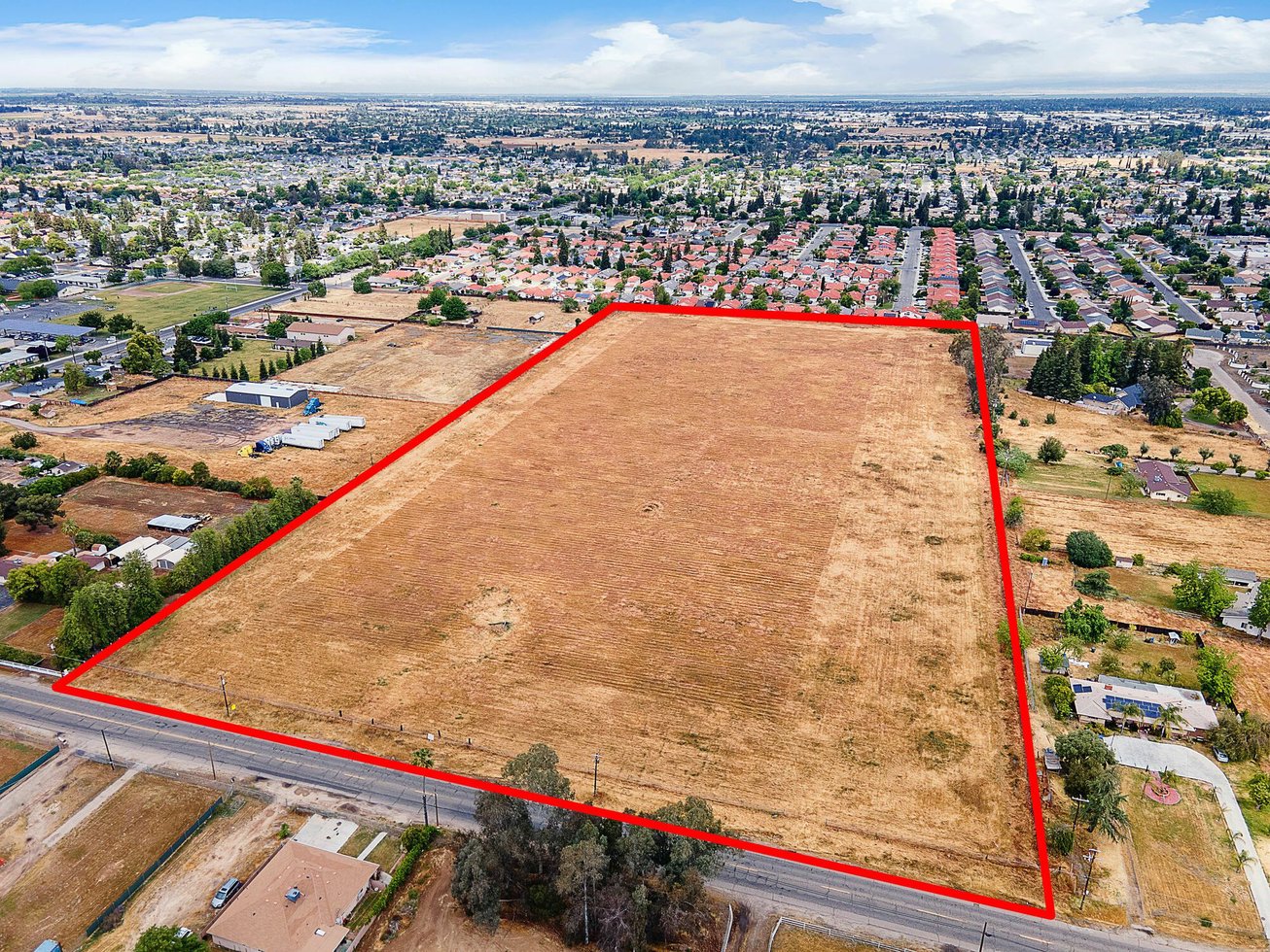 4260 W McKinley Ave, Fresno, CA, For Sale, Image-1