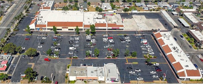 4000-4184 Sierra Way Retail photo 3