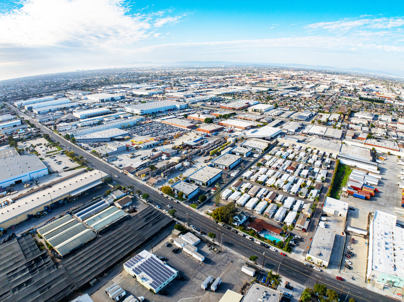 401-409 E Gardena Blvd Industrial photo 2