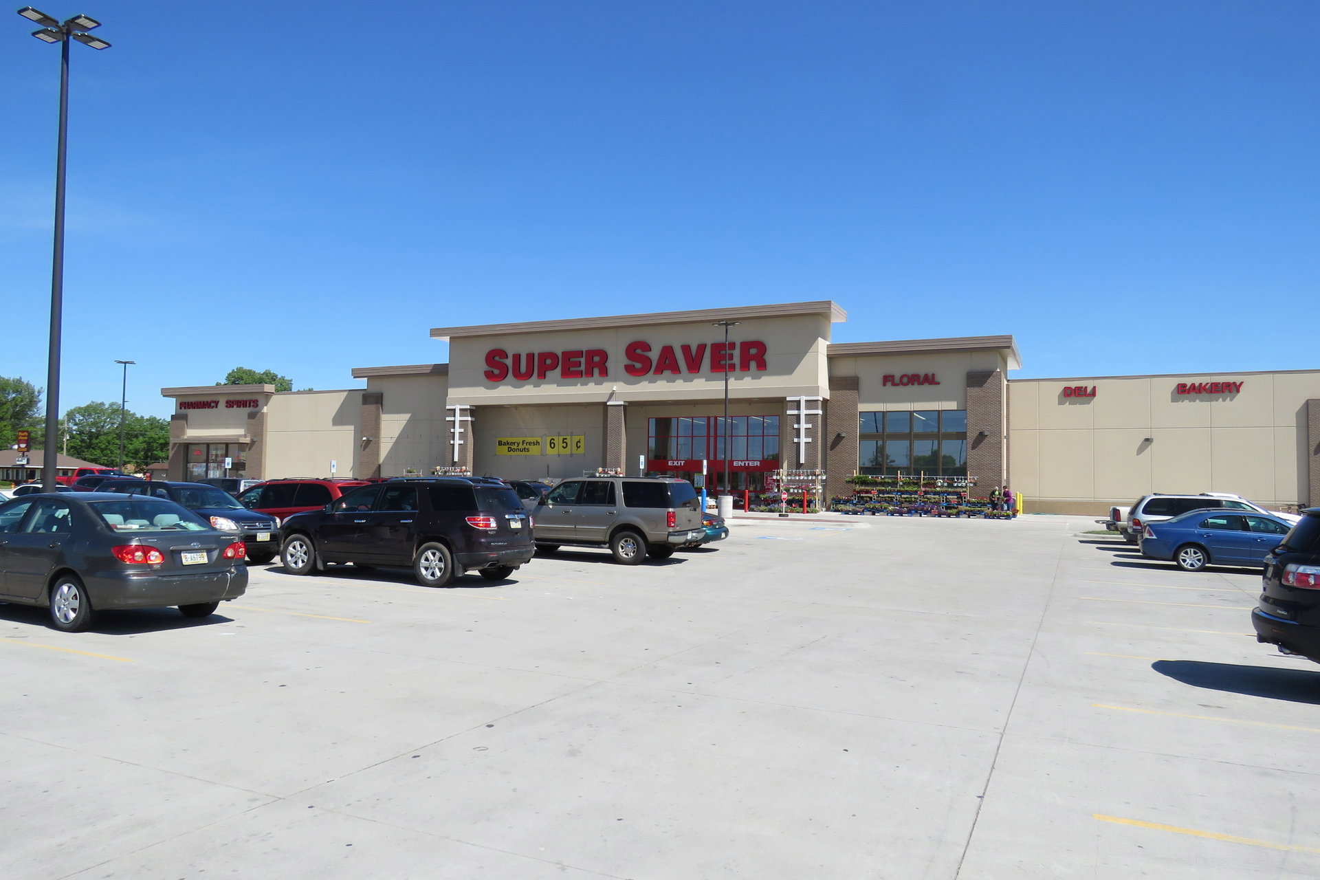 Super Saver Five Points & Commerical Land