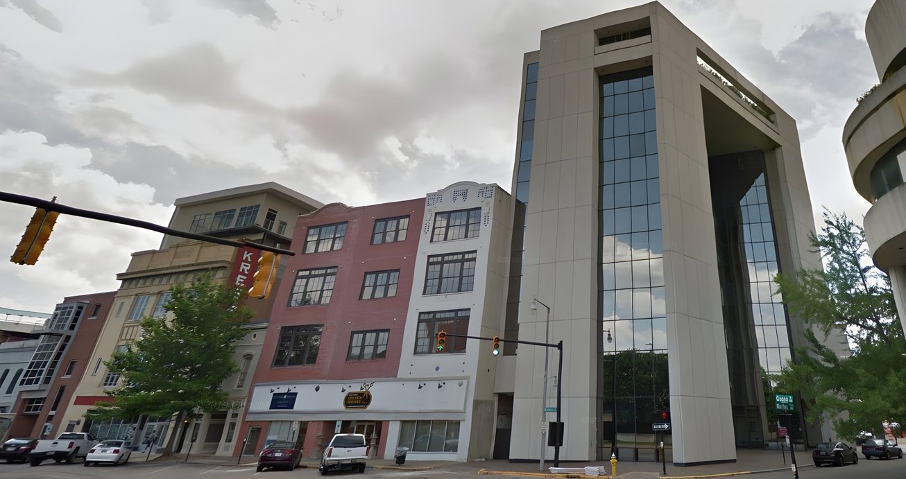 44 Market Plaza Office