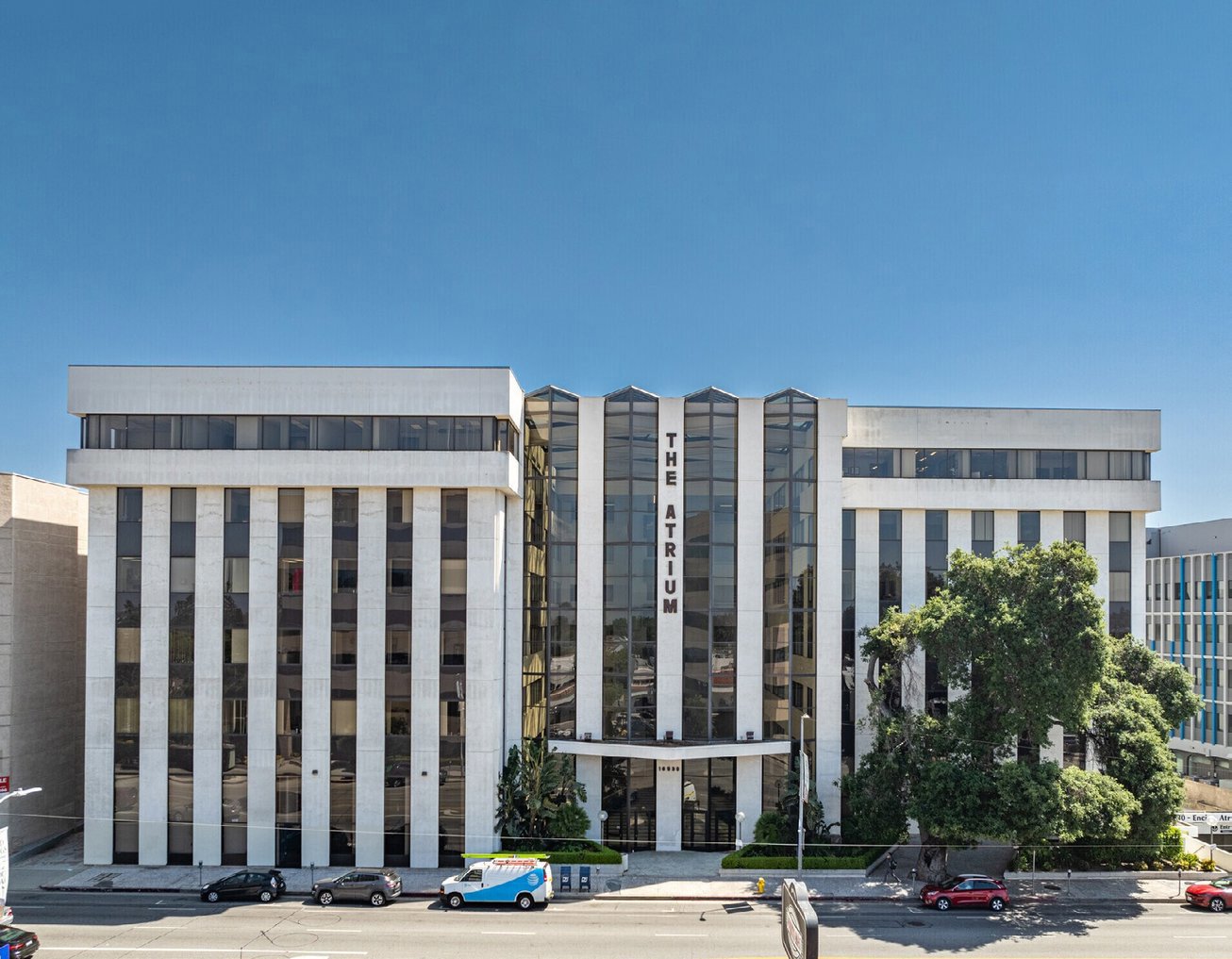 16530 Ventura Blvd Office