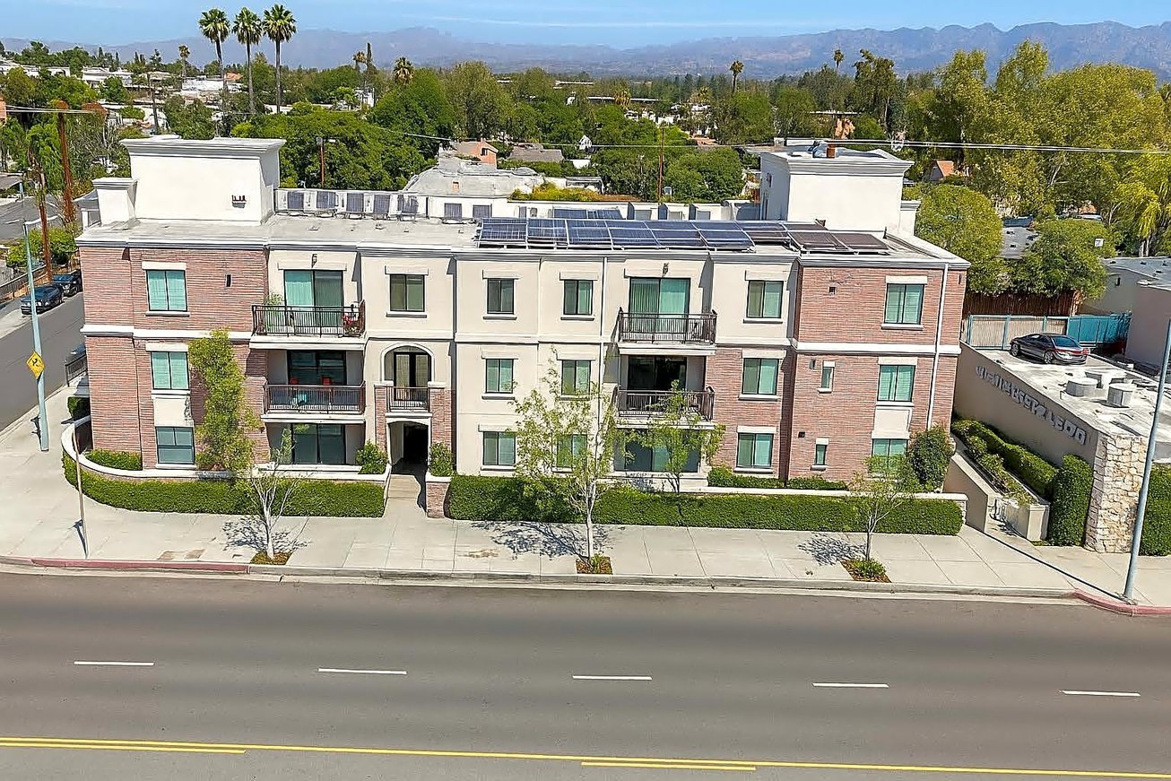 10455 West Magnolia Boulevard, North Hollywood, CA, For Sale, Image-2