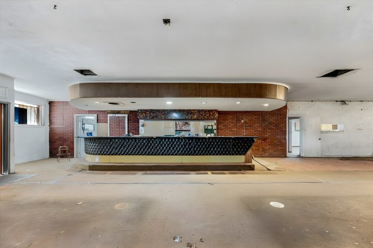 624 Park Blvd, Orange Cove, CA, For Lease, Image-11