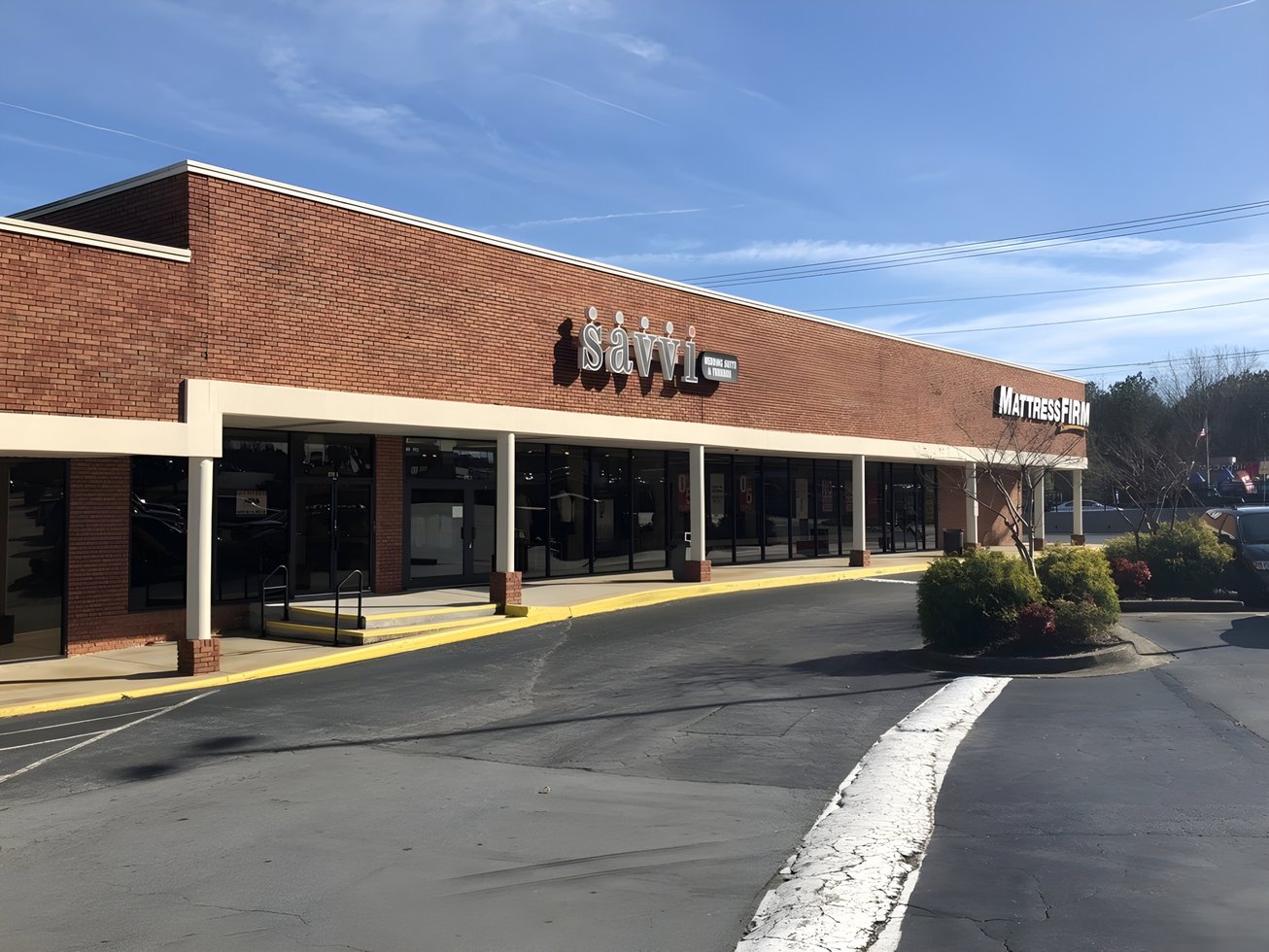 390 Ernest W Barrett Pkwy Retail