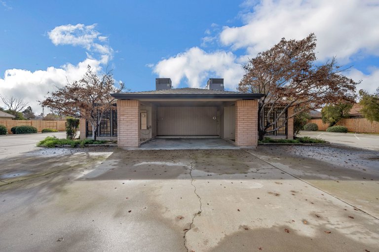 326 W Carob Ave, Reedley, CA, For Lease, Image-12