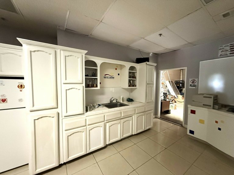 4672 W Jennifer Avenue, Fresno, CA, For Lease, Image-11