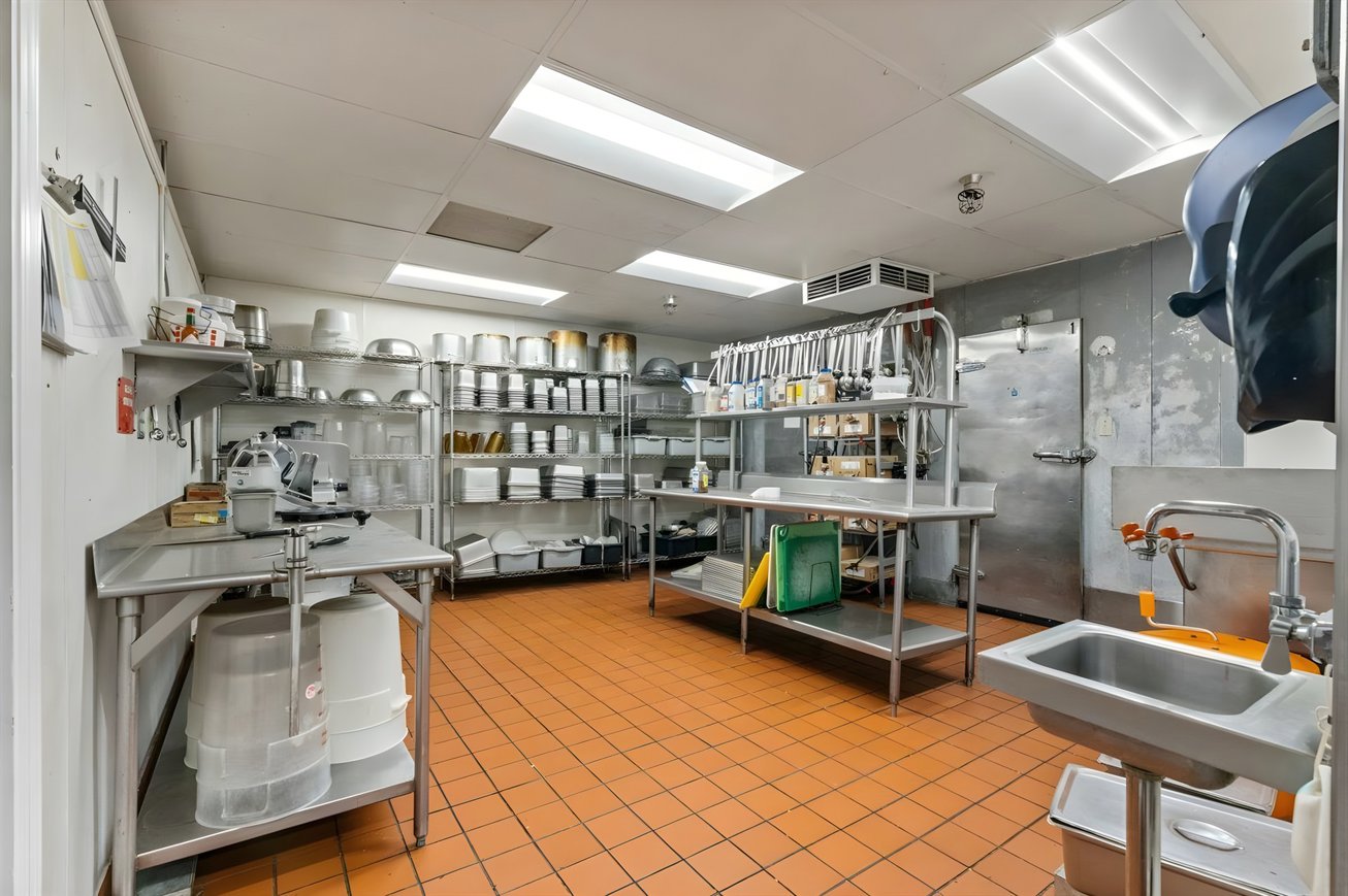 2673 Mount Vernon Ave, Bakersfield, CA, For Sale, Image-1
