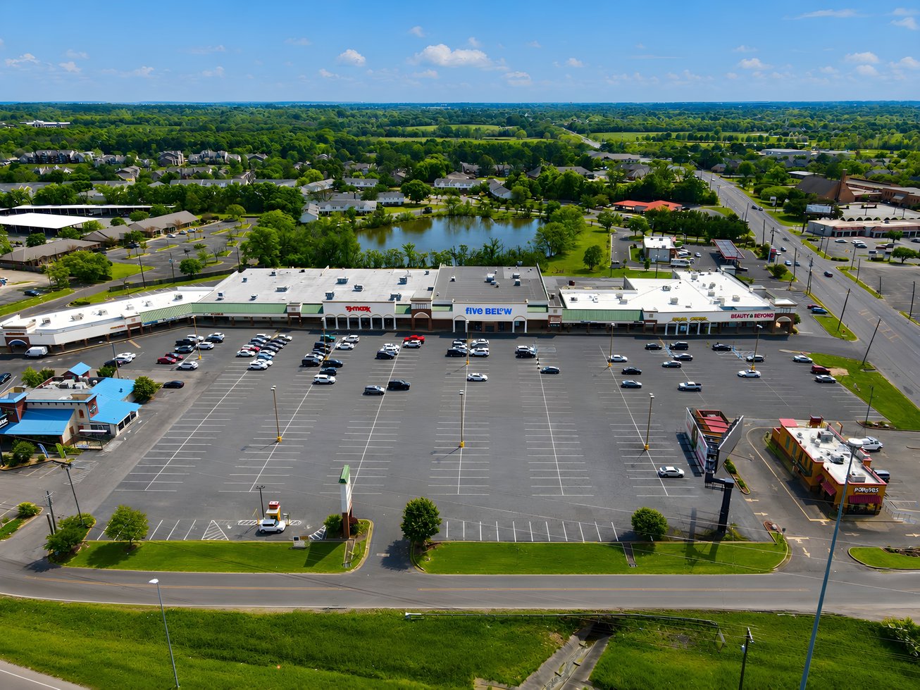 2715 Eastern Boulevard Retail