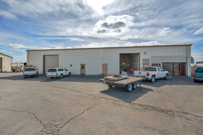 5753 W Barstow Ave, Fresno, CA, For Lease, Image-9