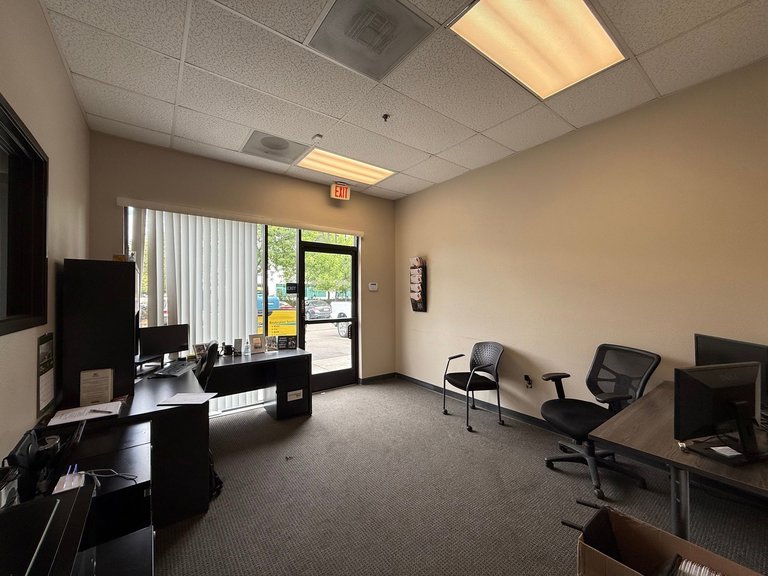 5096 N Blythe Ave, Fresno, CA, For Lease, Image-7