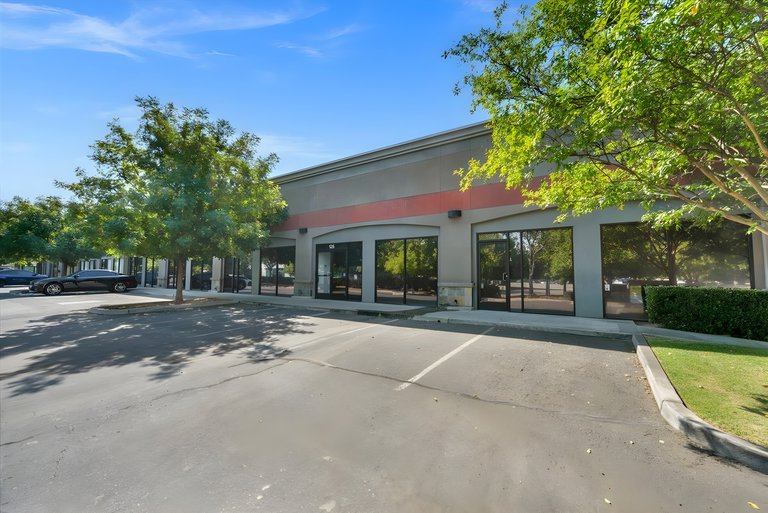 5096 N Blythe Ave, Fresno, CA, For Lease, Image-4