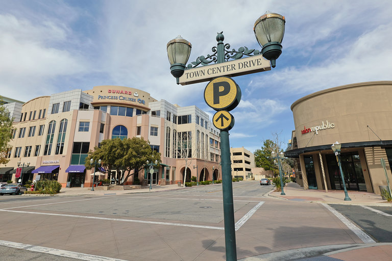 Valencia Town Center