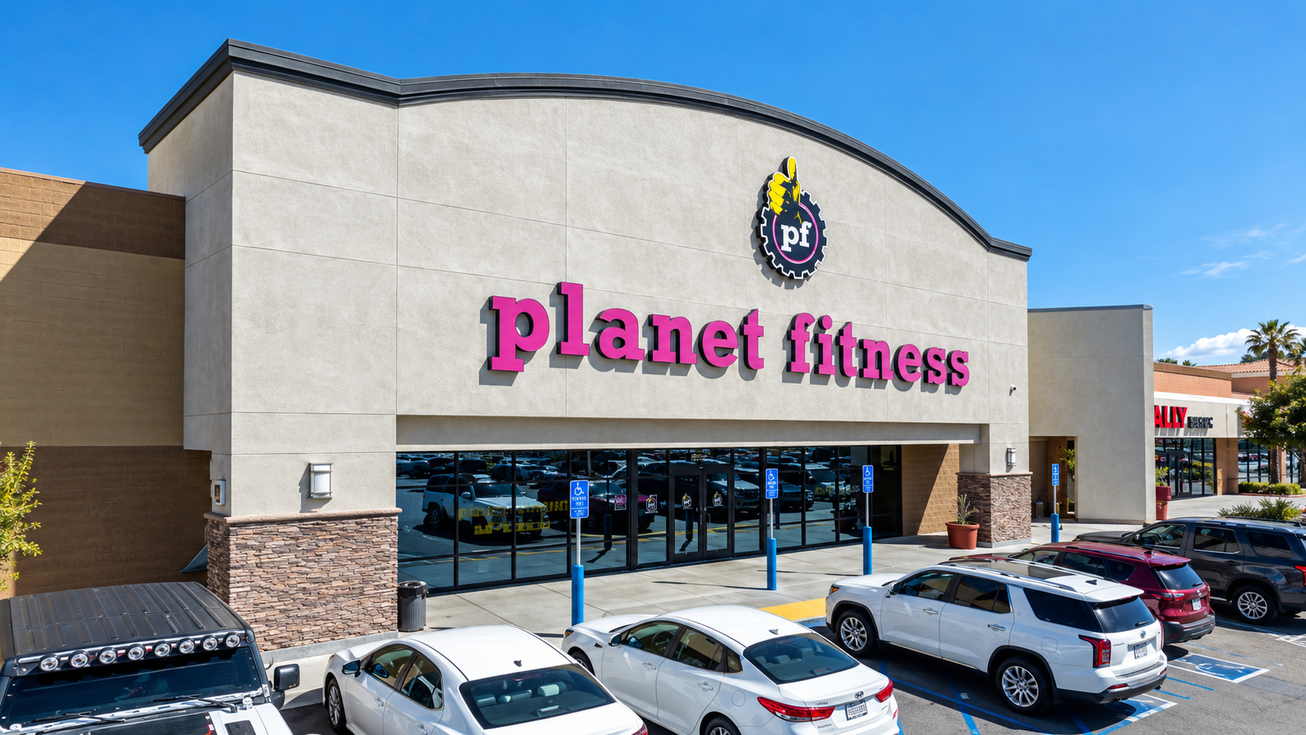 44410–44600 Valley Central Way Retail