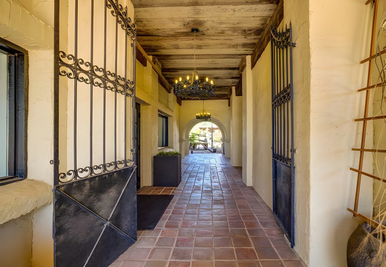 8711 East Pinnacle Peak Road Office