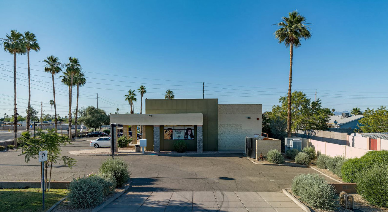 4325 South 48th Street Retail