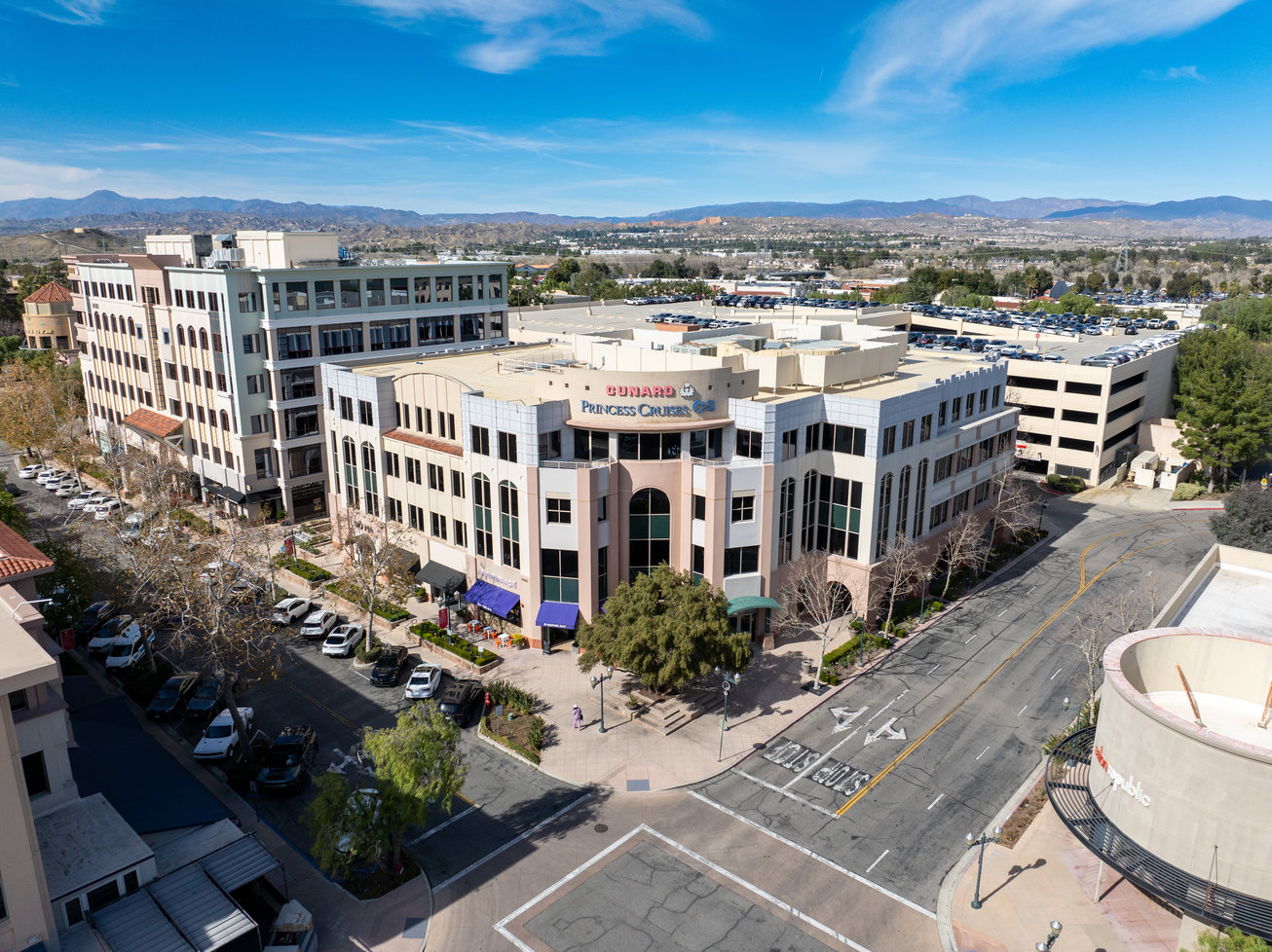 Valencia Town Center - Image 6