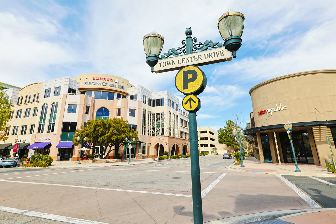 Valencia Town Center - Image 4