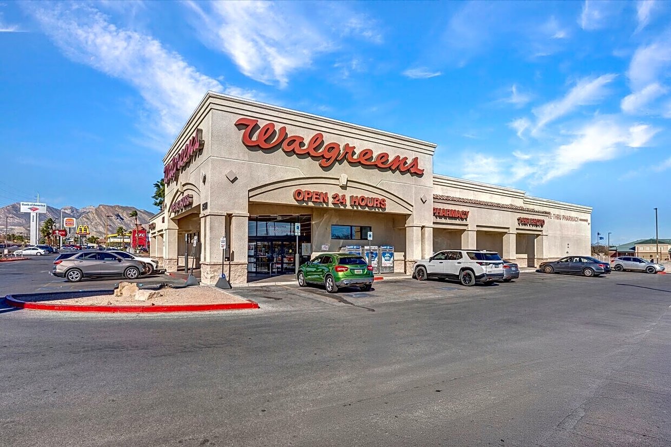 8500 W Cheyenne Ave. Retail