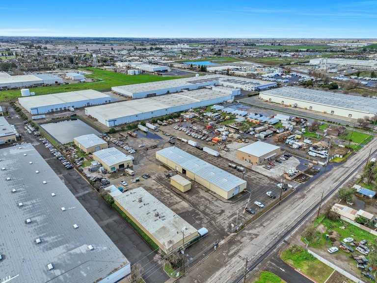 3269 E North Ave, Fresno, CA, For Lease, Image-9