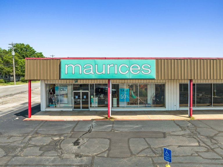 1906 E 9th Ave, Winfield, KS, For Lease, Image-5