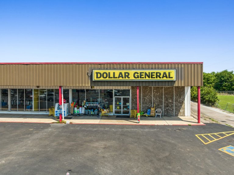 1906 E 9th Ave, Winfield, KS, For Lease, Image-4