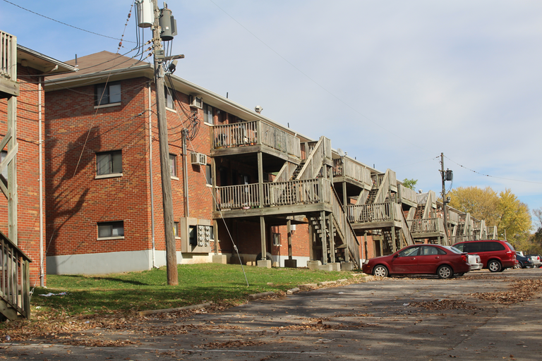 Woodland Hills Apartments
