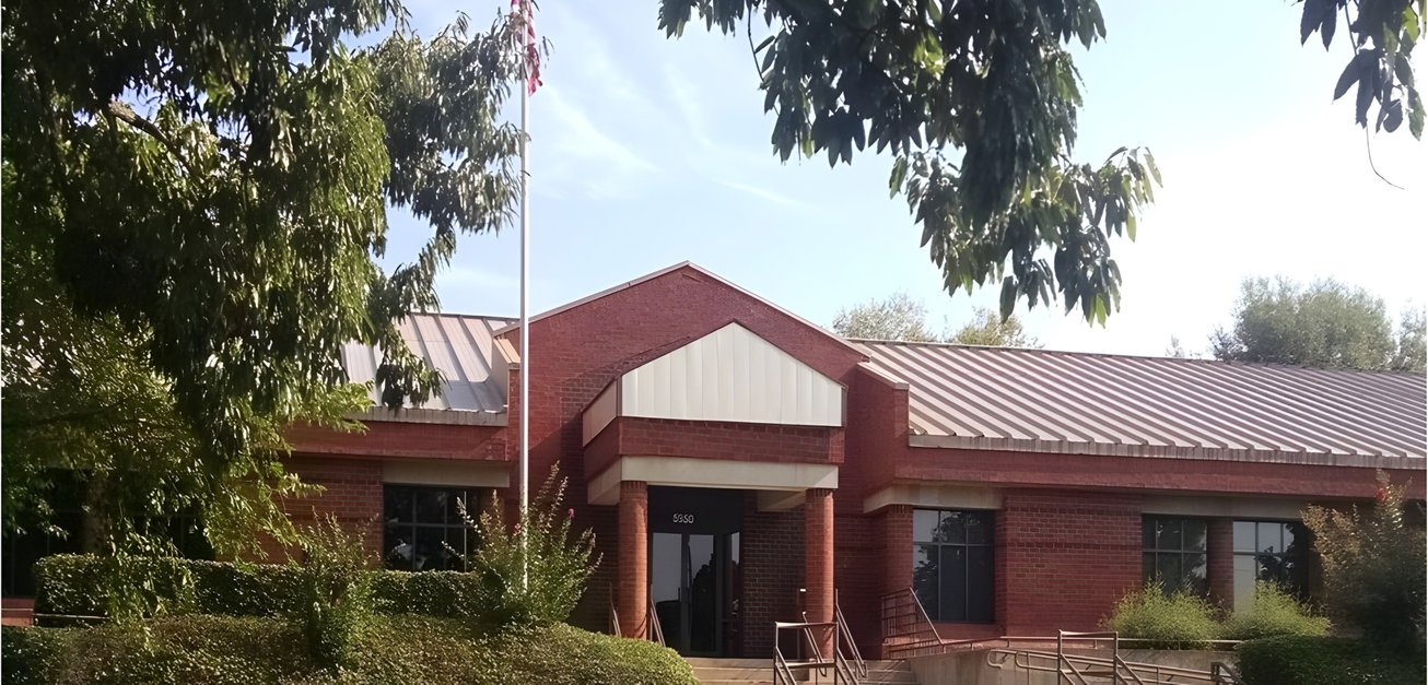 5950 Carmichael Place Office